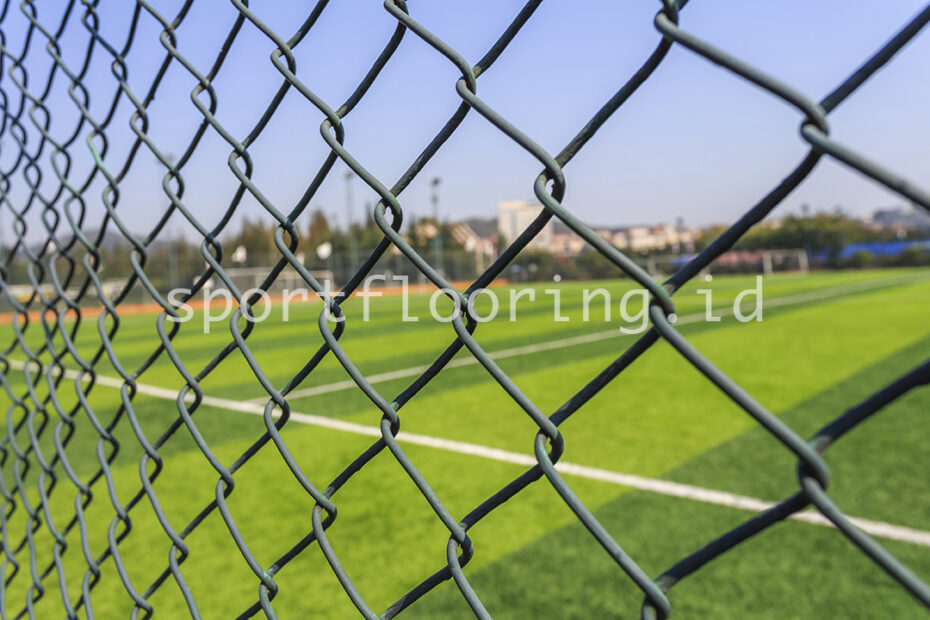 Peremajaan Pagar Lapangan Olahraga 6 pagar-kawat-lapangan-olahraga-sportflooring.id
